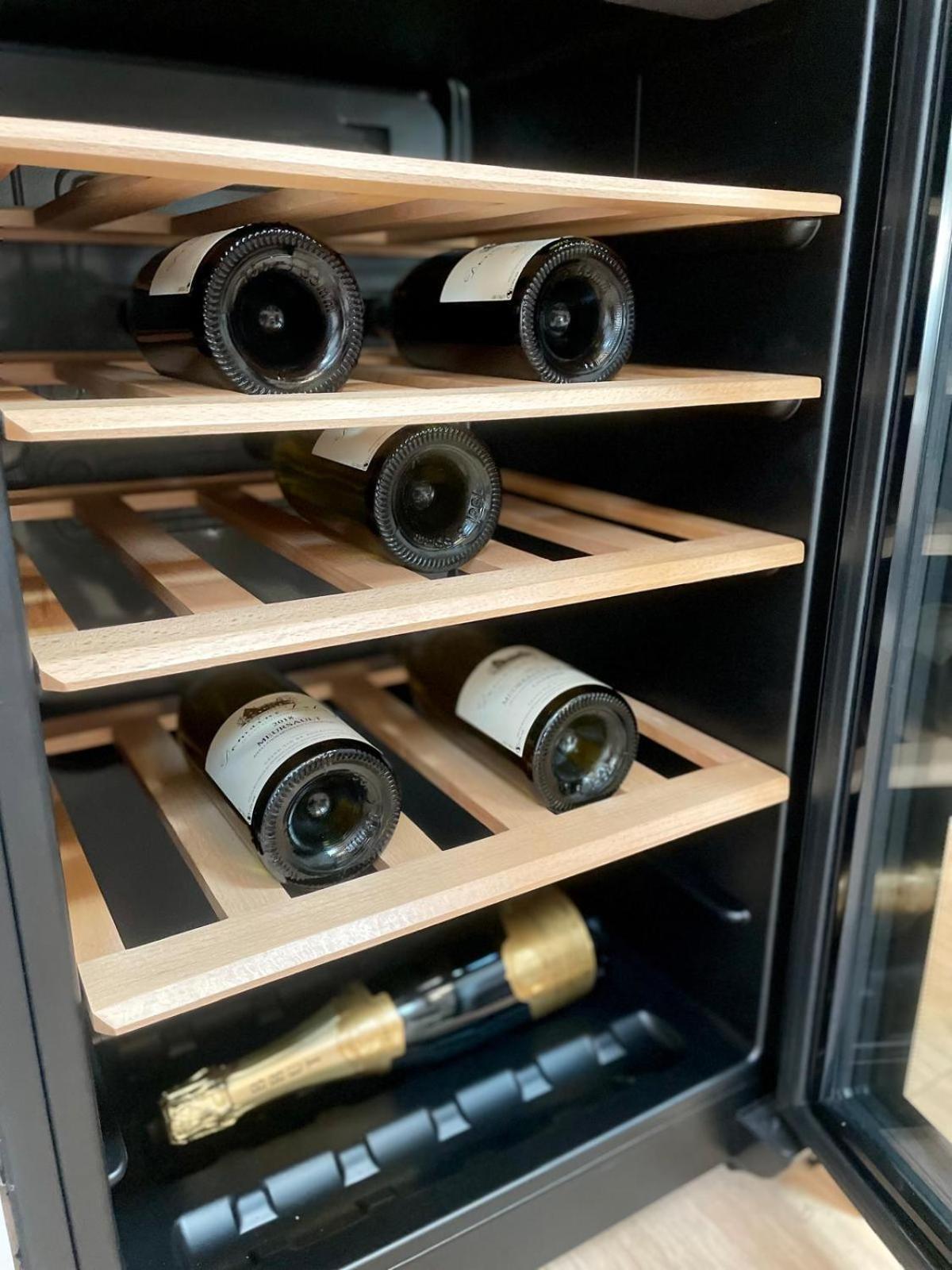Into The Wine Apartment Дижон Екстериор снимка